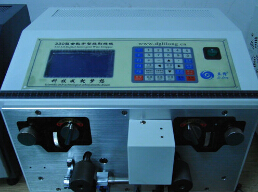 【大平方剝線機】擁有精密結(jié)實的機身，觸模式